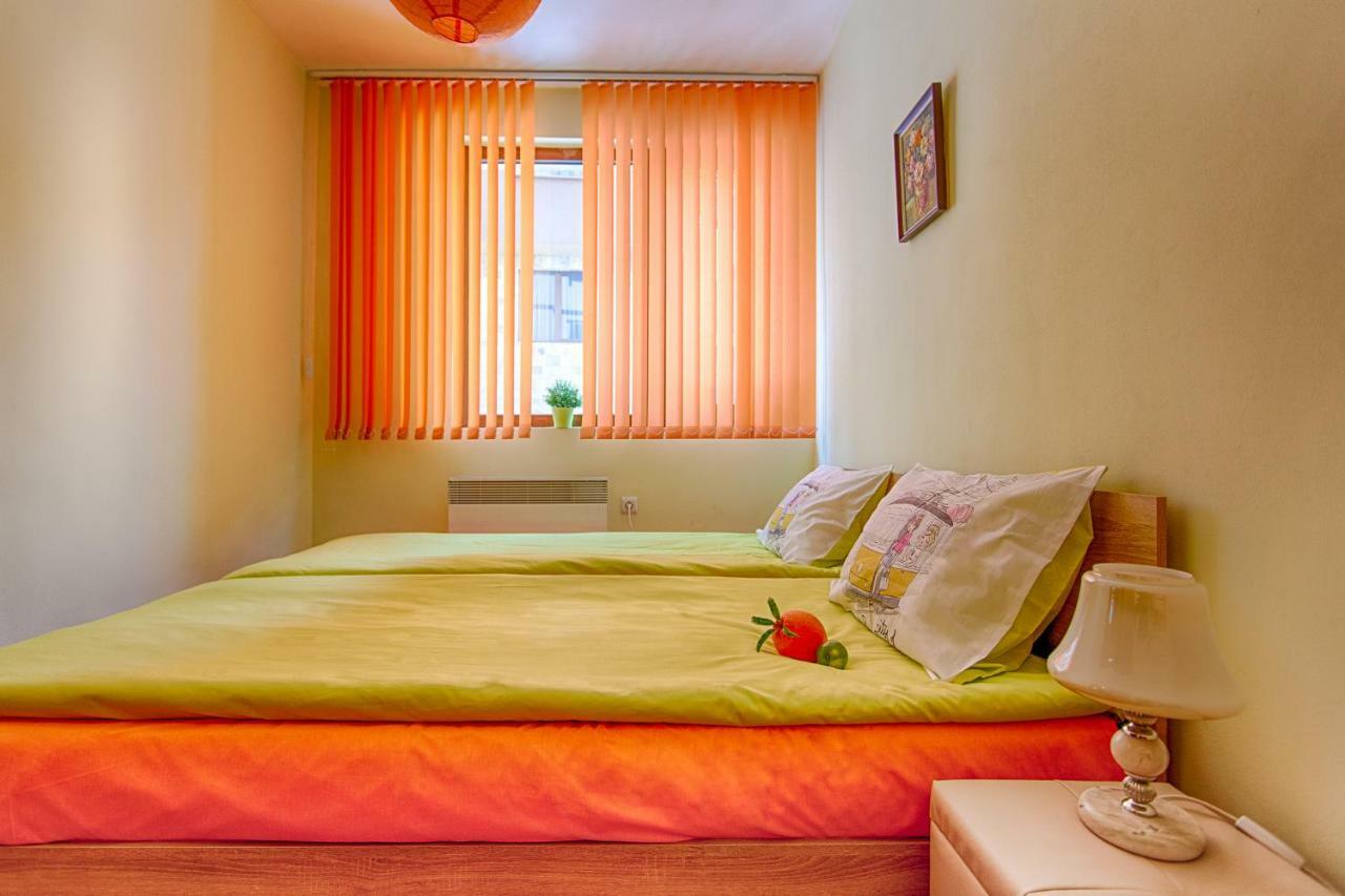 Green Orange Apartment Bansko Bagian luar foto