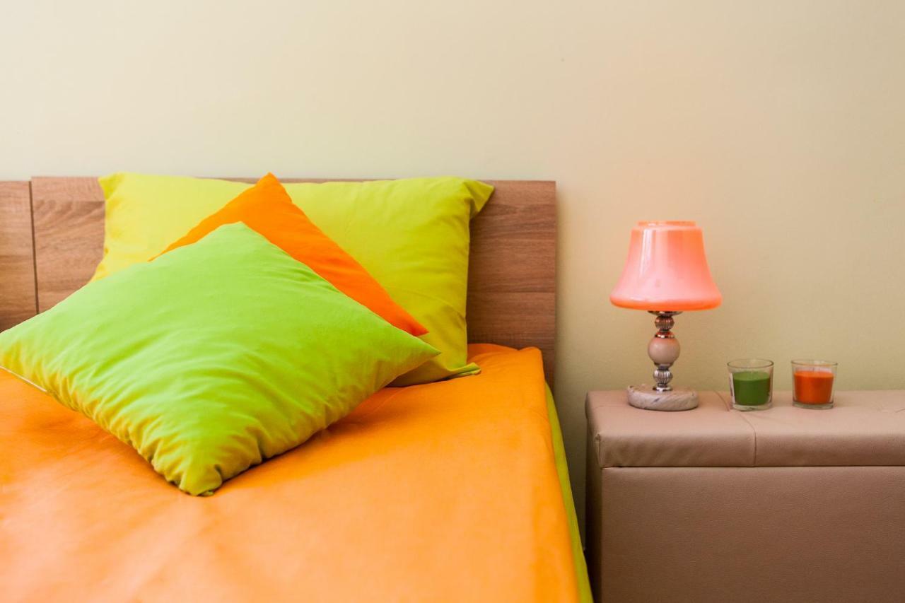 Green Orange Apartment Bansko Bagian luar foto